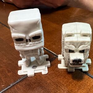 McDonald’s 2025 Minecraft Action Figures #12 Dennis & # Skeleton
